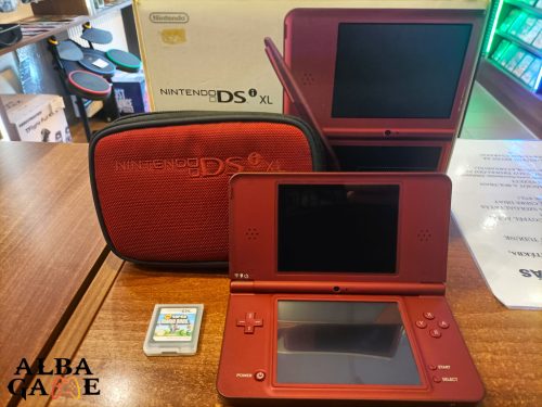 NINTENDO DS XL (BURGUNDI VÖRÖS) DOBOZOS + SZÖVET TOK + SUPER MARIO BROS DS JÁTÉK HASZNÁLT